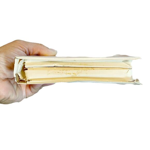 Vintage DISNEY THE LITTLE MERMAID BANNED COVER 1989 VHS The Classics - Picture 5 of 12